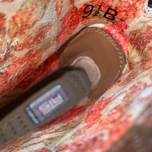 Ariat Fringe Western Ankle Boots Size 9.5 | Brand New With Tags - Picture 5 of 13